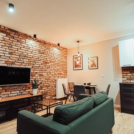 לז'נו Loft Luxury Apartment & Parking מראה חיצוני תמונה
